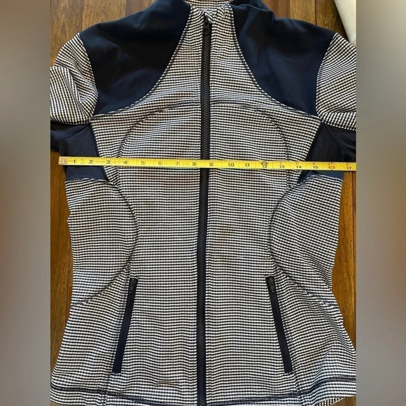 Lululemon zip up gingham jacket blue and white - Picture 4 of 9